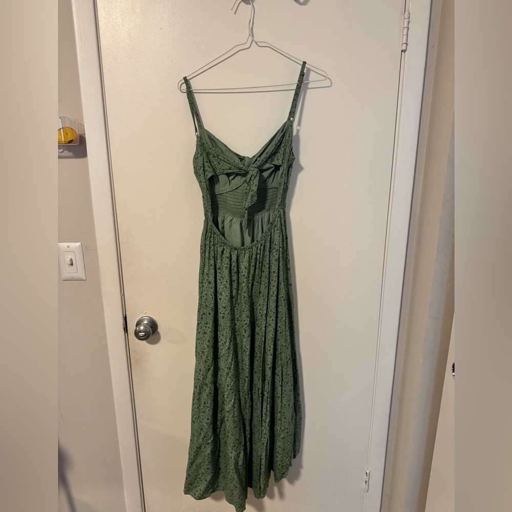 Green Maxi Dress with Cutout Detail